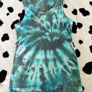 Girl’s hand dyed blue/green tie-dye tank top